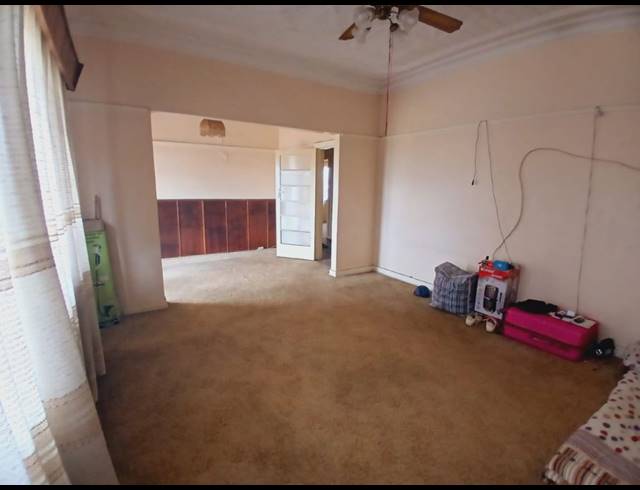 3 BEDROOM HOUSE FOR SALE IN ELSBURG